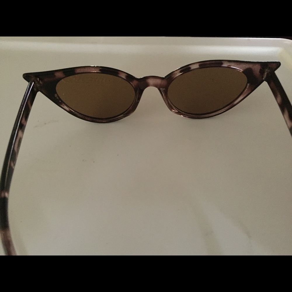Sun glasses